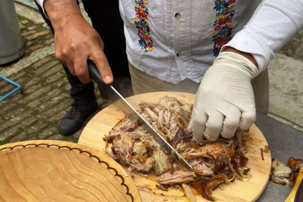 Carnitas michoacanas, se quedan en el paladar de Italia